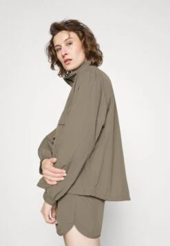 ARKET Light Shorts - Sports Shorts - Dark Beige/Grey 9 ARKET Light Shorts - Sports Shorts - Dark Beige/Grey -Arket 0c4395f88f82467d9d2bdabdd88cfae0