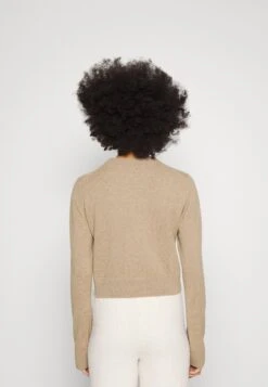 ARKET Pyjama Top - Beige 8 ARKET Pyjama Top - Beige -Arket 0d7fba13e4f446f9ac3ccbde14b0f9e2