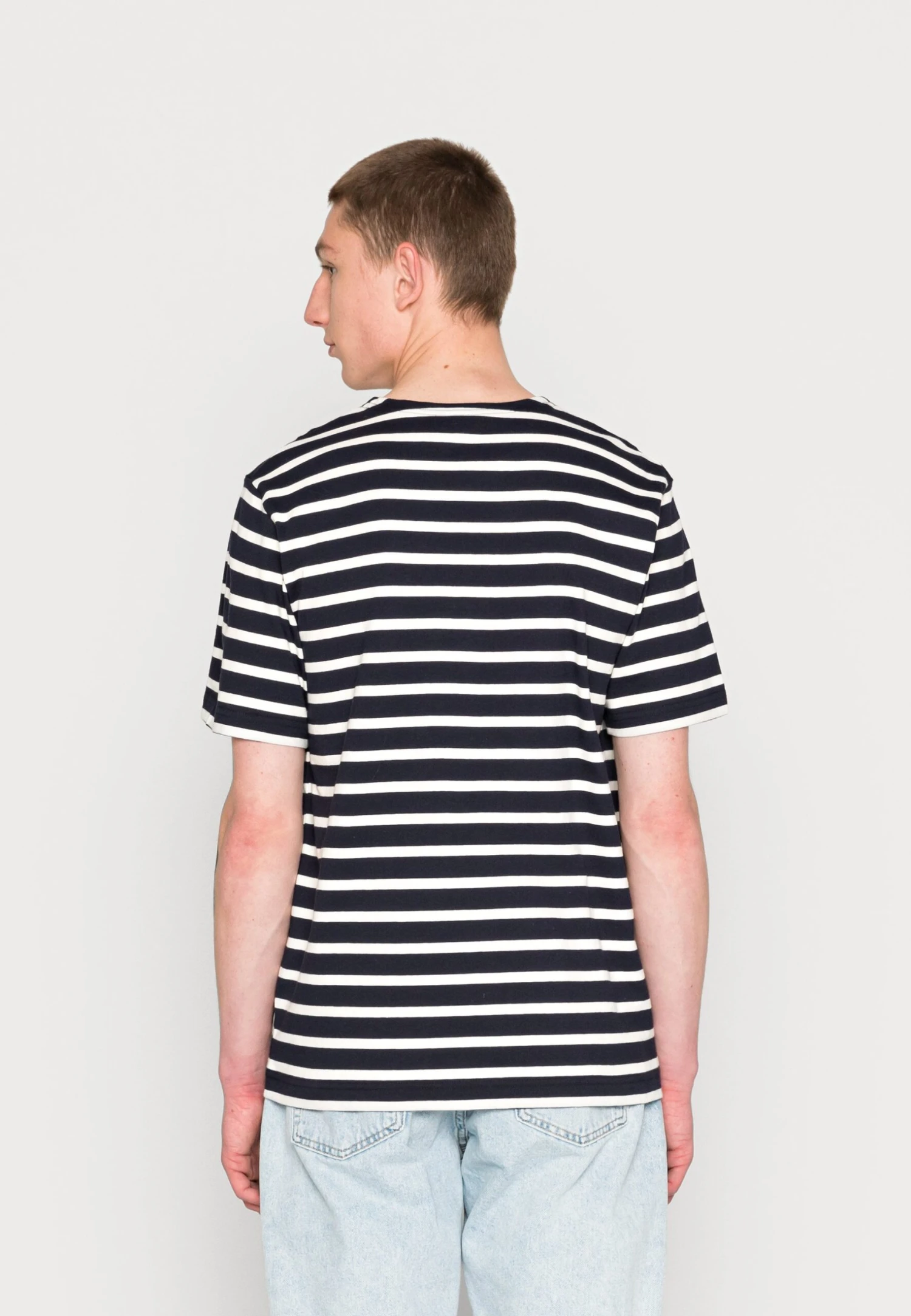 ARKET Print T-Shirt - Dark Blue 3 ARKET Print T-Shirt - Dark Blue - Image 3