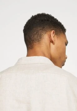 ARKET Shirt - Beige 12 ARKET Shirt - Beige -Arket 0fce627405954f1db02b20bf4ce6b139