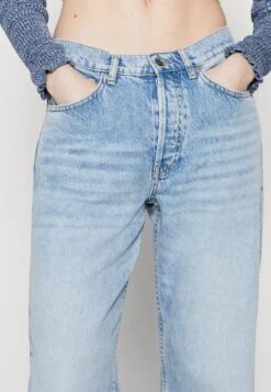 ARKET Relaxed Fit Jeans - Blue -Arket 13e24ee2a1ac4d2f9fb9d83b867c551e