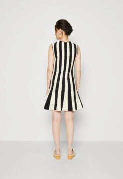 ARKET Jumper Dress - Jumper Dress 8 ARKET Jumper Dress - Jumper Dress -Arket 15edf60bb41f4fb1811d318c12d1e257