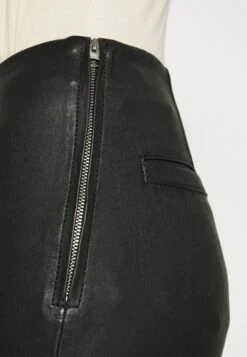 ARKET Leather Trousers - Black -Arket 17186e2932484450ab0905b40d6fca21