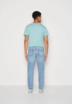 ARKET Jeans Tapered Fit - Blue 8 ARKET Jeans Tapered Fit - Blue -Arket 17e3db550b6c461594e45d75bef79087