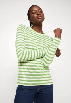 ARKET Long Sleeved Top - Green/Off White Stripe 9 ARKET Long Sleeved Top - Green/Off White Stripe -Arket 1965fc43680540028b9ae021b199d306