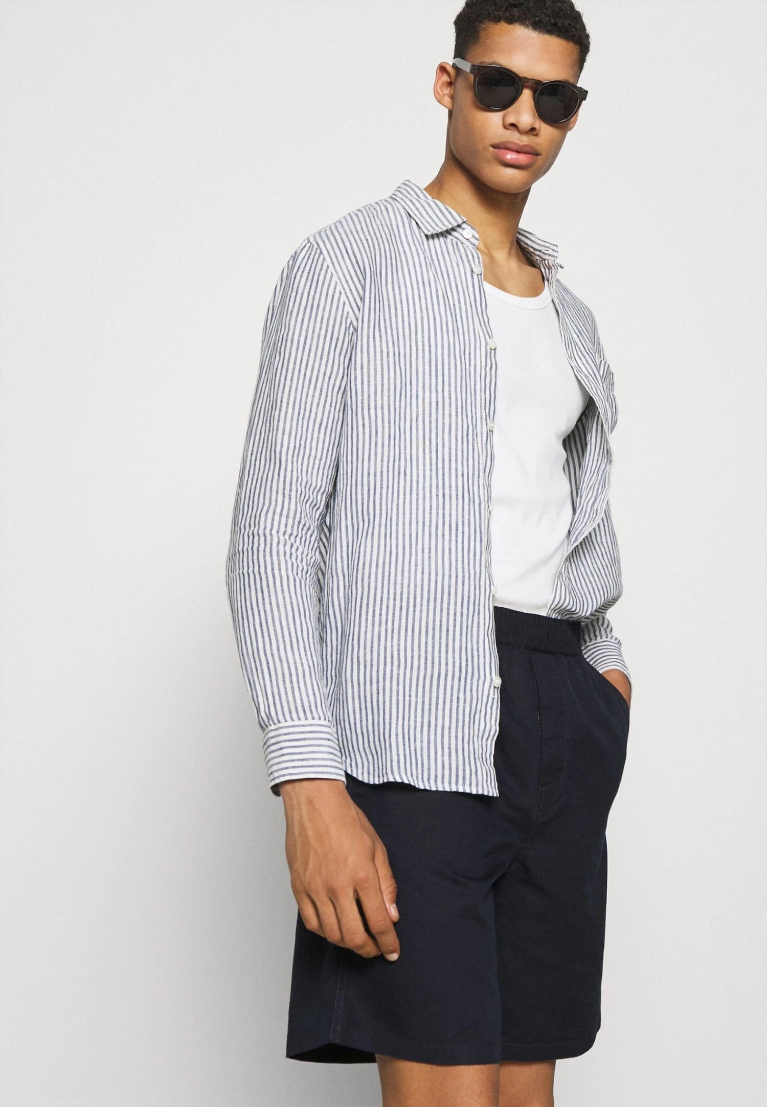 ARKET Shorts - Blue 4 ARKET Shorts - Blue - Image 4