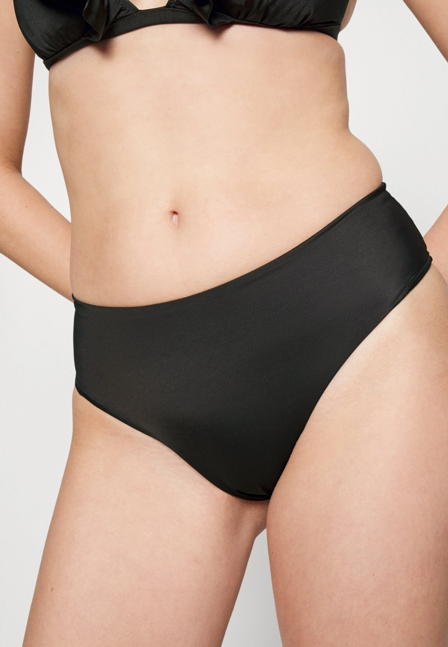 ARKET Bikini Bottoms - Black 5 ARKET Bikini Bottoms - Black - Image 5