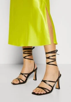 ARKET A-Line Skirt - Yellow 9 ARKET A-Line Skirt - Yellow -Arket 2453ac0f4d8846c7bb467809365be975