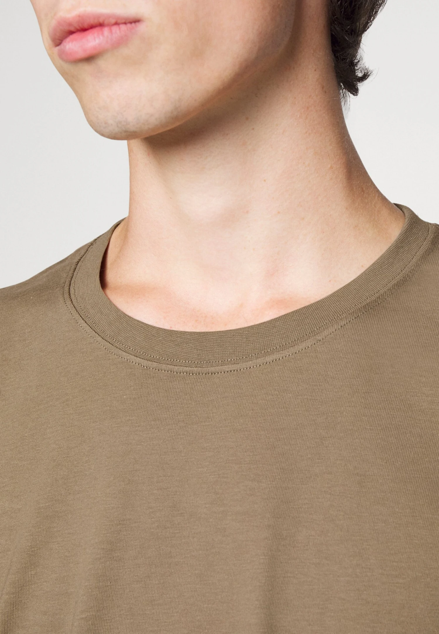 ARKET Basic T-Shirt - Khaki 6 ARKET Basic T-Shirt - Khaki - Image 6