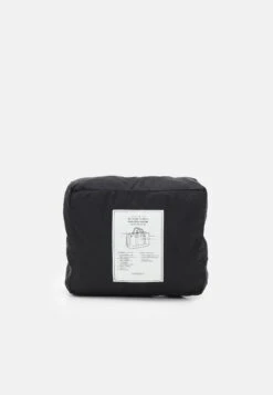 ARKET Unisex - Weekend Bag - Black 10 ARKET Unisex - Weekend Bag - Black -Arket 2b87e58df8ca4f7b8bdf515910eef705