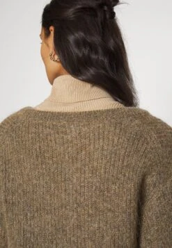 ARKET Jumper - Oat Melange With Gold 11 ARKET Jumper - Oat Melange With Gold -Arket 30b5e42fa2834d7997152f7e9241255e