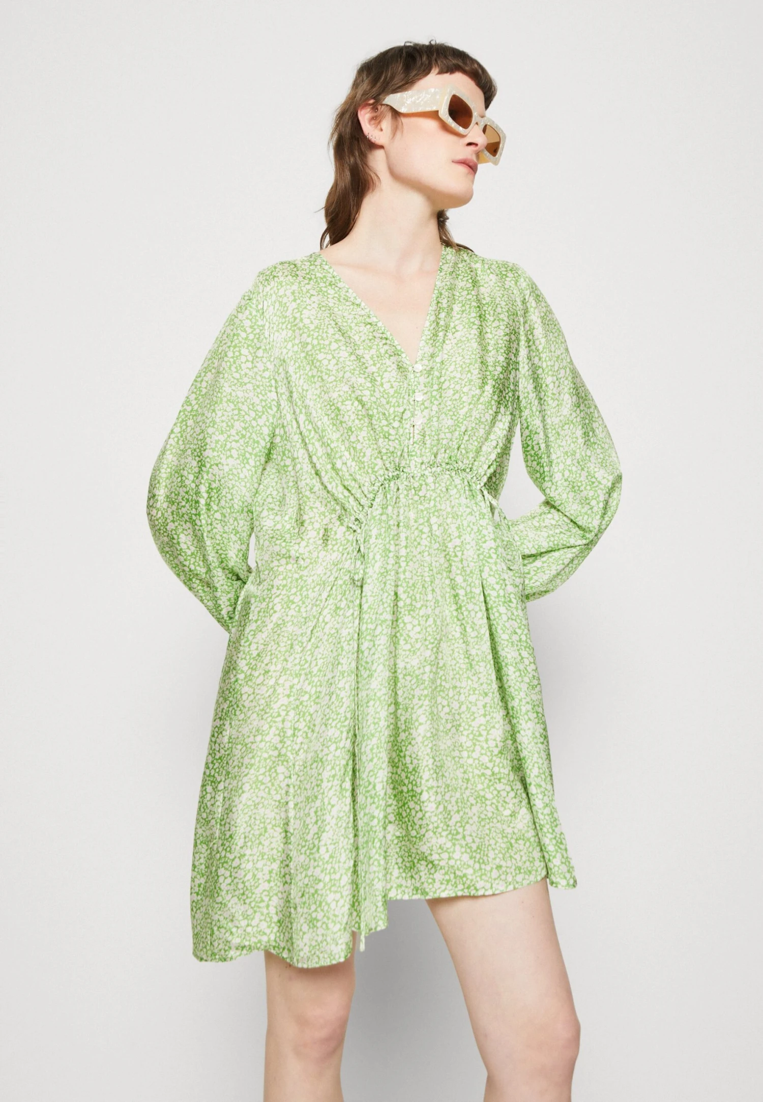 ARKET Day Dress - Green Bright 4 ARKET Day Dress - Green Bright - Image 4