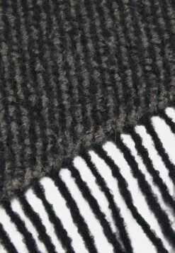 ARKET Unisex - Scarf - Taupe -Arket 3b1c787b7c634356b5d31b26437d5dd0