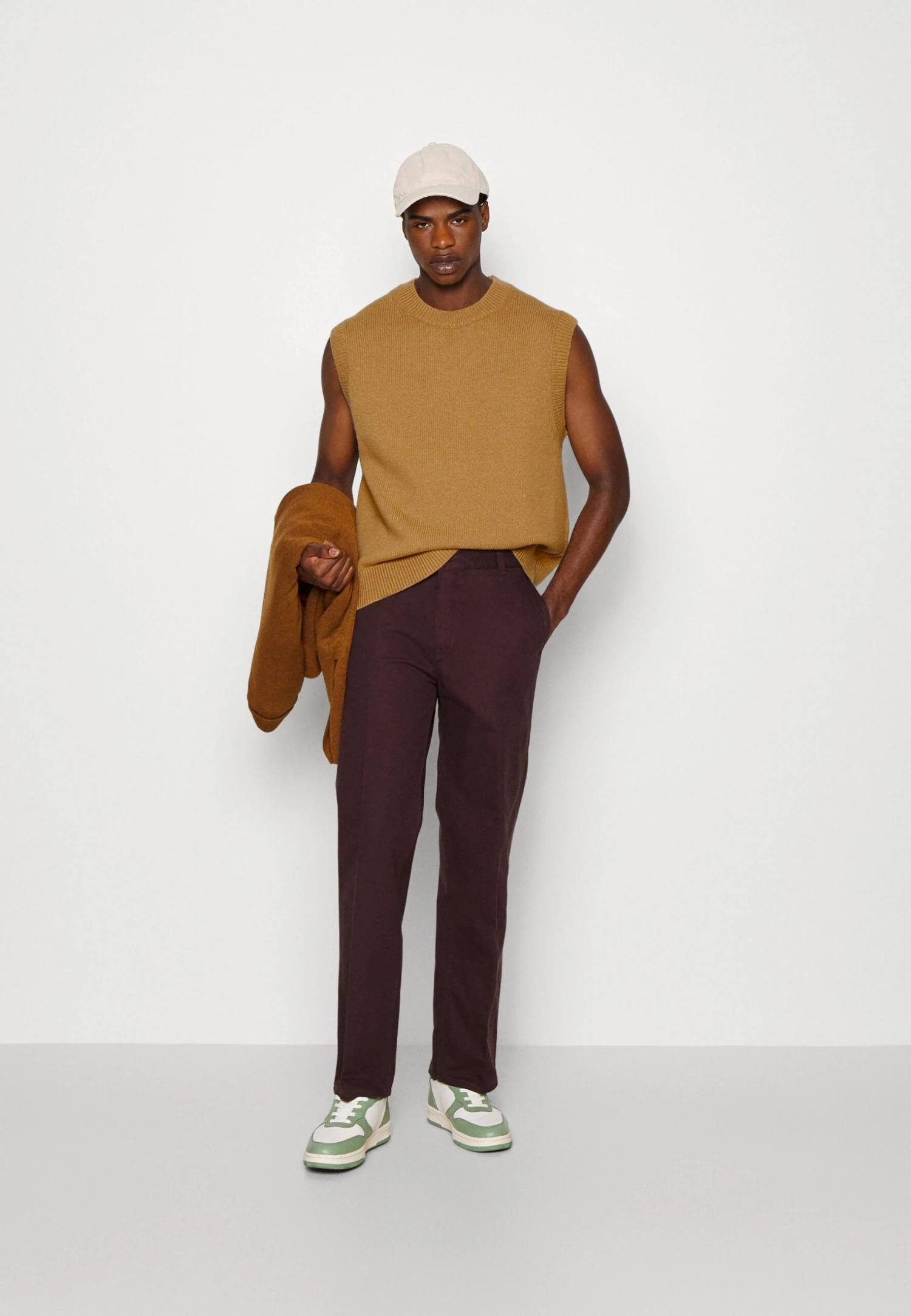 ARKET Top - Camel 2 ARKET Top - Camel - Image 2