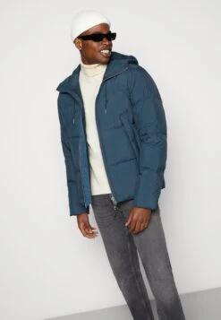ARKET Down Jacket - Teal 9 ARKET Down Jacket - Teal -Arket 41f5b4b142794c449cdb724f139d0568