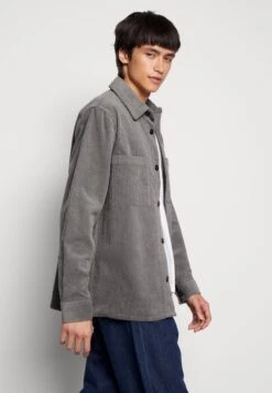 ARKET Light Jacket - Grey 9 ARKET Light Jacket - Grey -Arket 48420dfff90148bf9f4435944e70203e