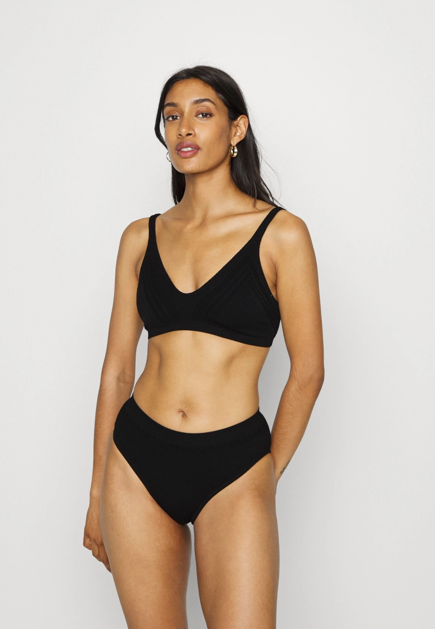 ARKET Bikini Top - Black 2 ARKET Bikini Top - Black - Image 2