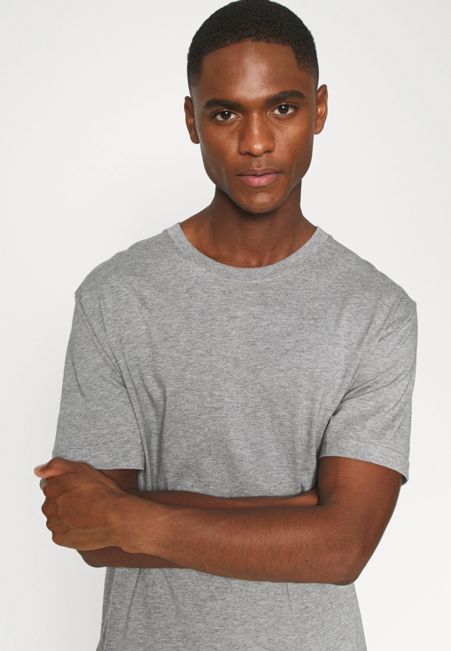 ARKET Malte - Print T-Shirt - Grey Medium Dusty 4 ARKET Malte - Print T-Shirt - Grey Medium Dusty - Image 4