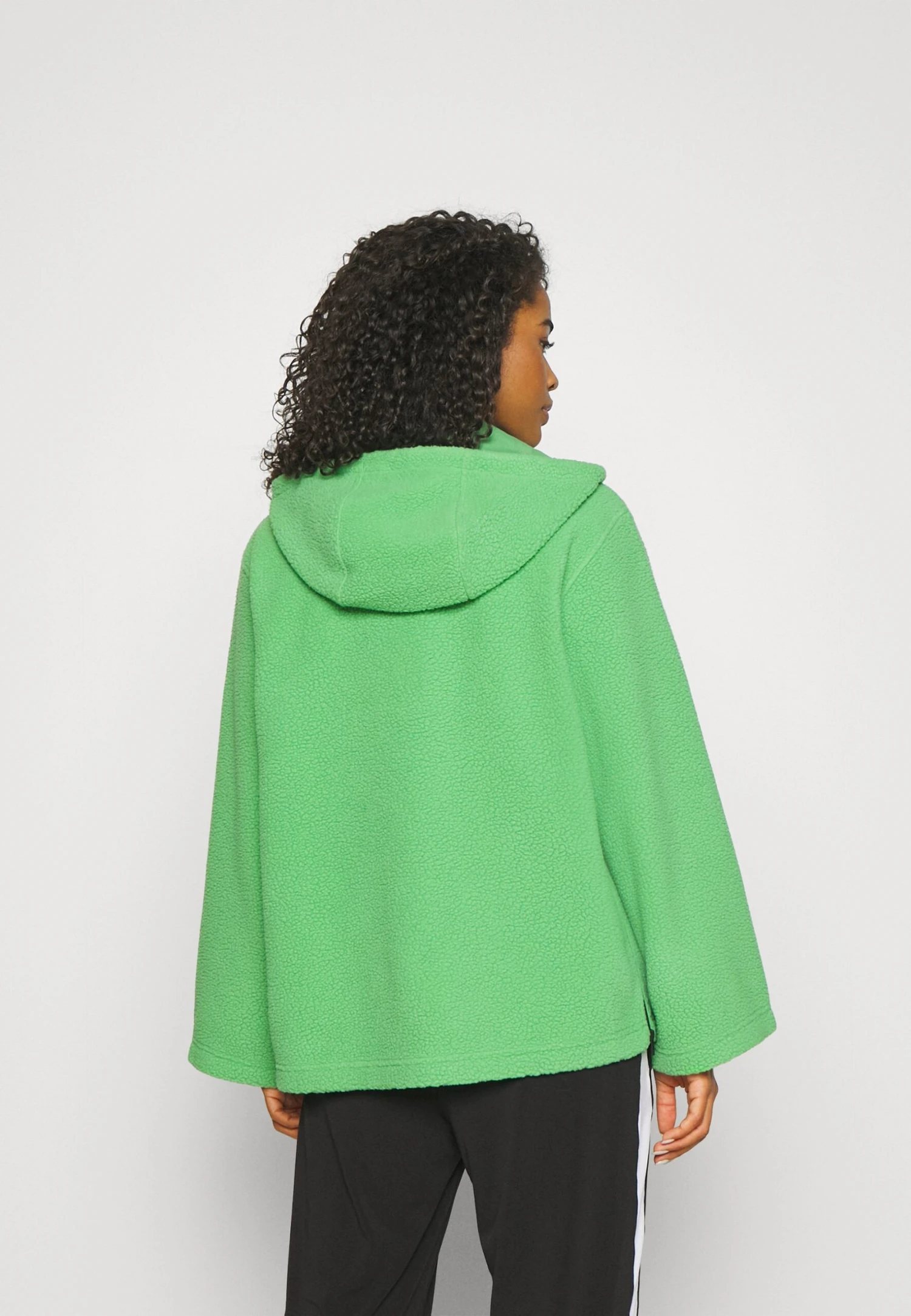 ARKET Fleece Jumper - Green 3 ARKET Fleece Jumper - Green - Image 3