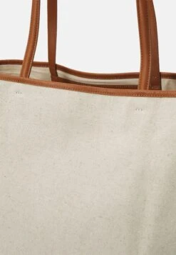 ARKET Handbag - Light Beige/Brown 7 ARKET Handbag - Light Beige/Brown -Arket 6d6f37a7b8bb40169bf586c5094f5830