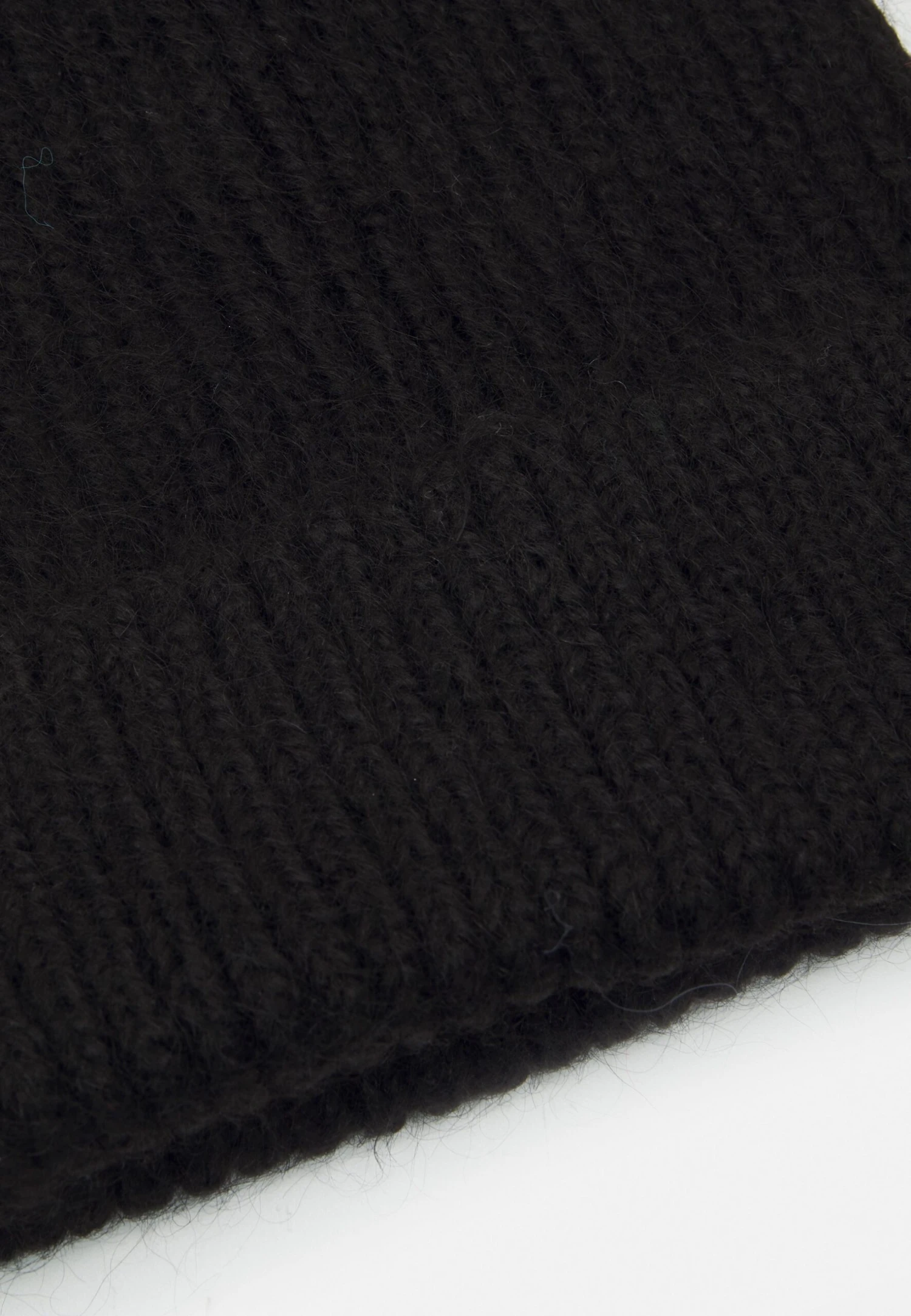 ARKET Beanie - Black 3 ARKET Beanie - Black - Image 3