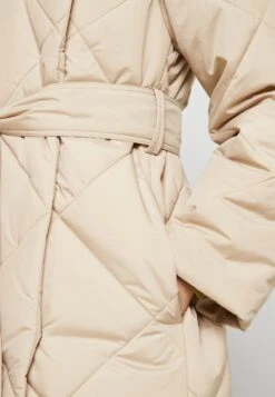 ARKET Winter Coat - Winter Coat 11 ARKET Winter Coat - Winter Coat -Arket 7702e3c84db6468aa64f0e85a2a88171