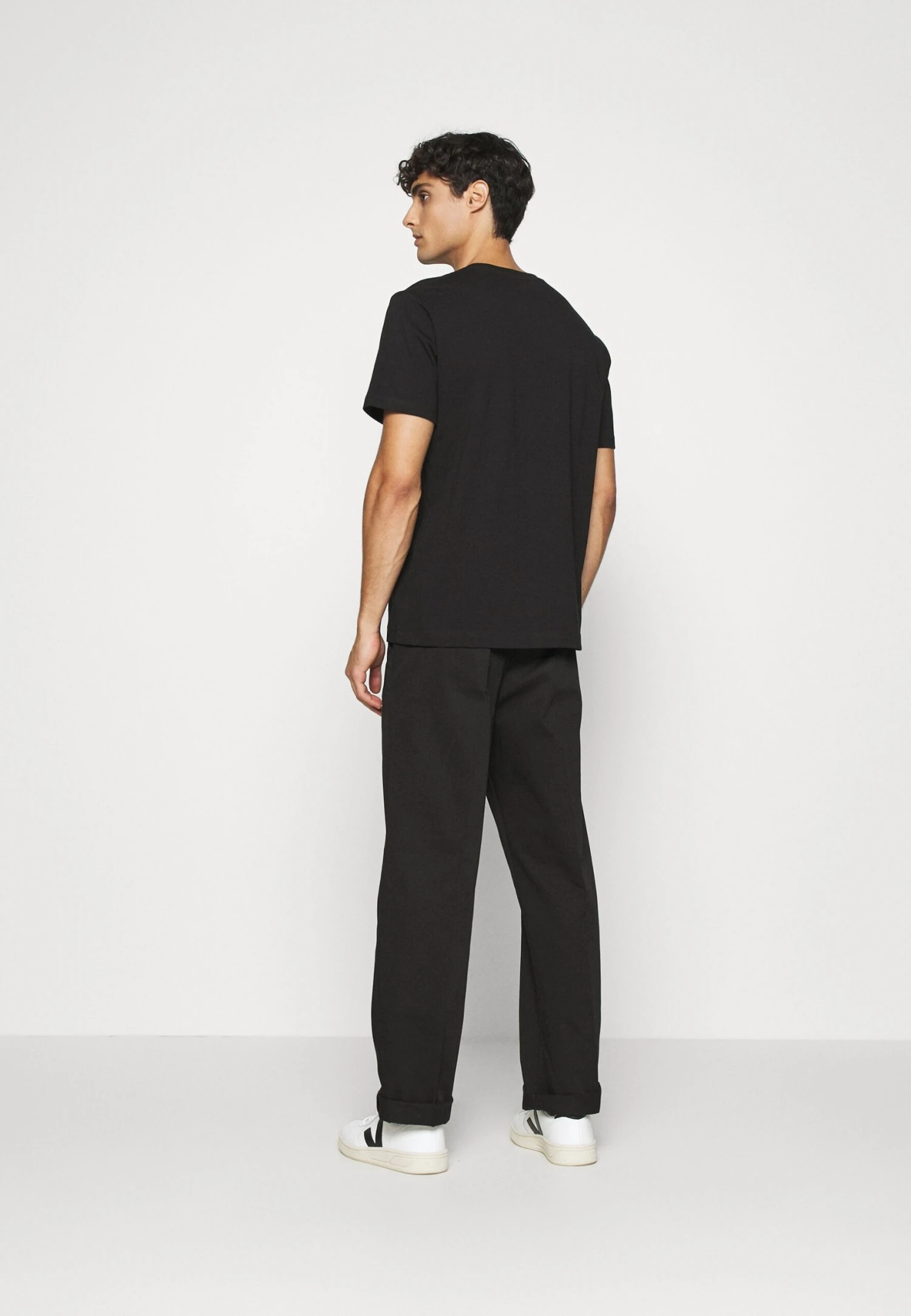 ARKET Basic T-Shirt - Black Dark 3 ARKET Basic T-Shirt - Black Dark - Image 3