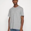 ARKET Malte - Print T-Shirt - Grey Medium Dusty