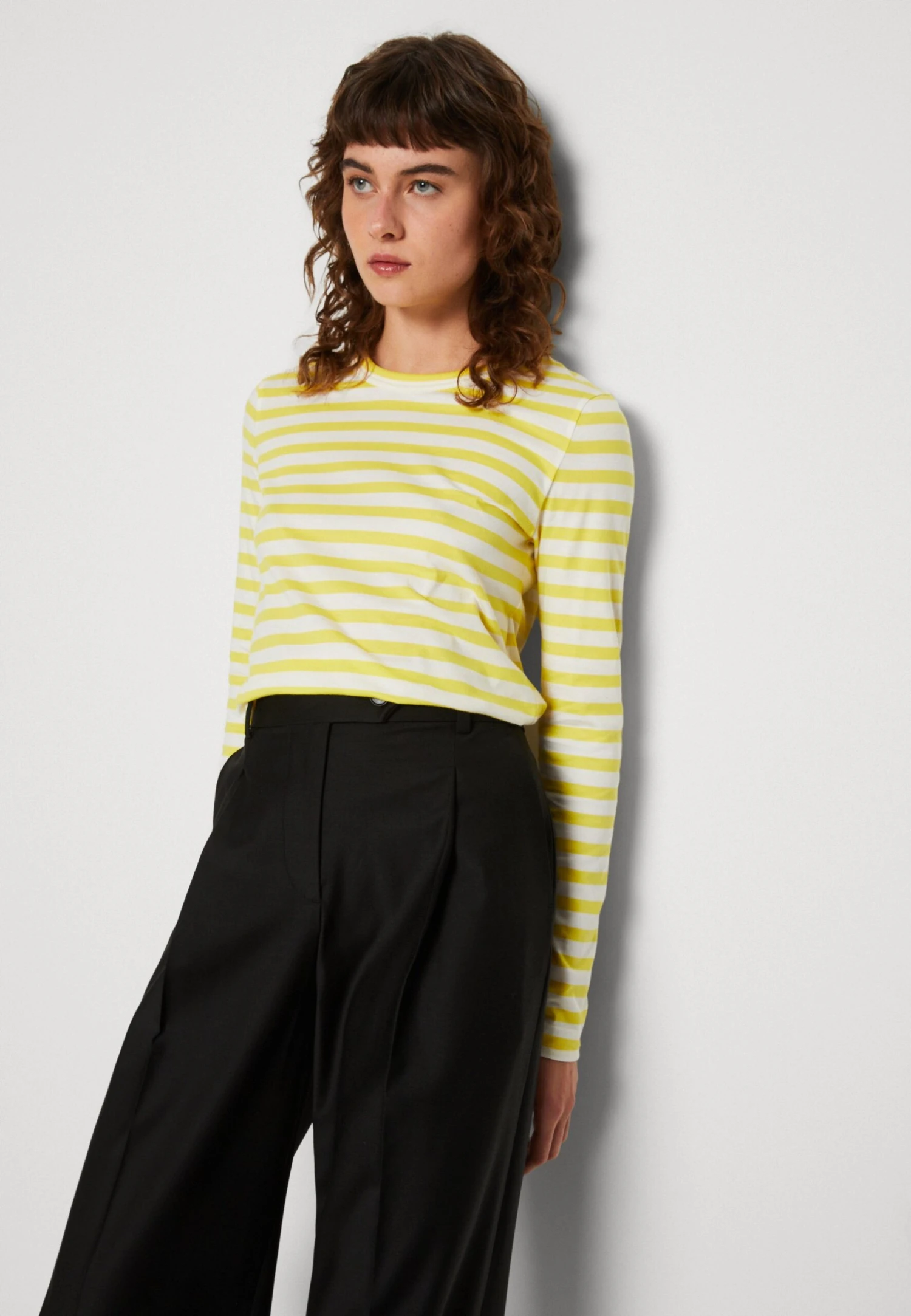 ARKET Long Sleeved Top - Long Sleeved Top 4 ARKET Long Sleeved Top - Long Sleeved Top - Image 4