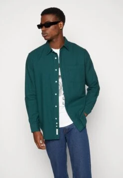 ARKET Shirt - Green Dark -Arket 915f4ca58e9b42148c41bcbfd12b411a