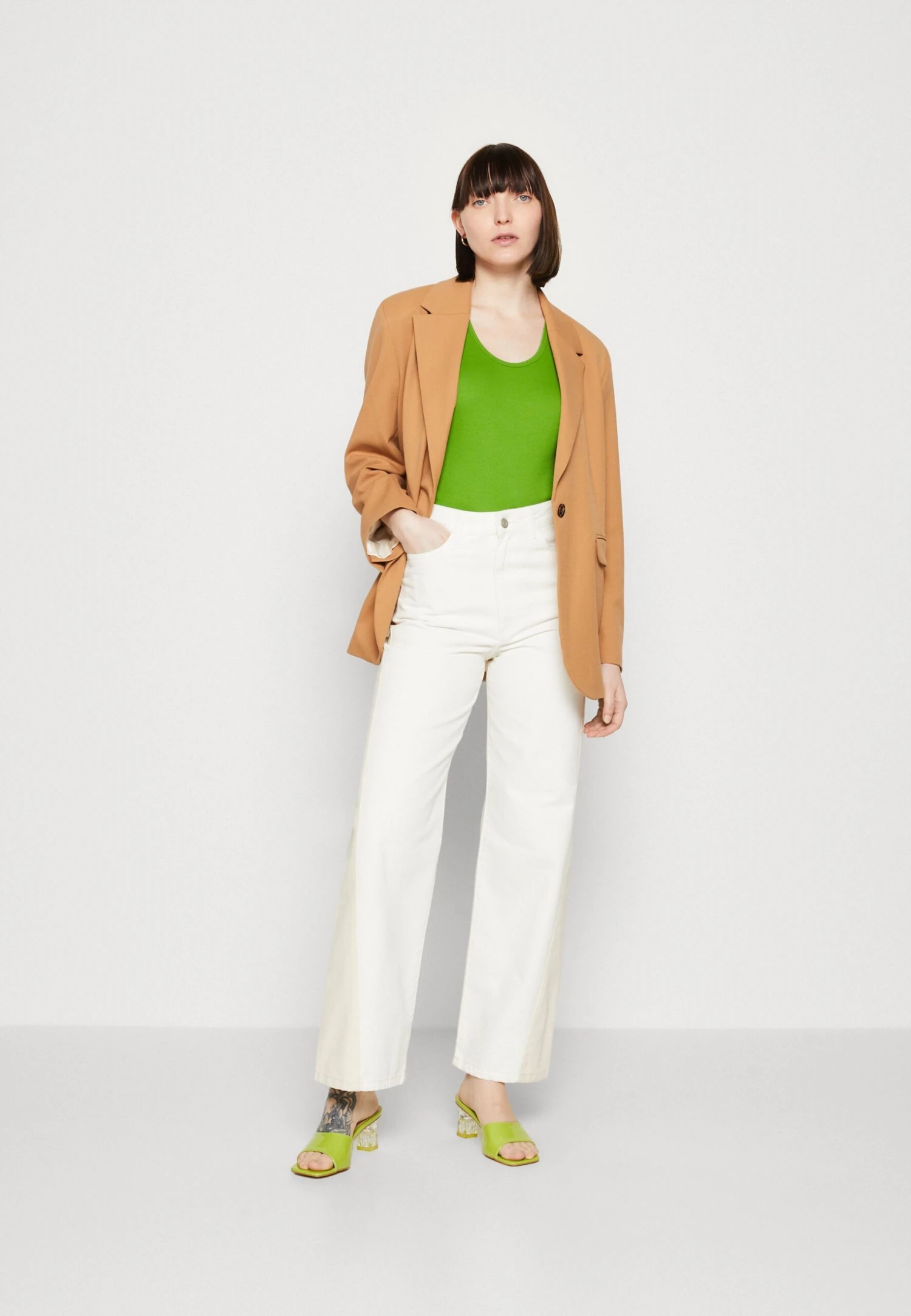 ARKET Top - Green 2 ARKET Top - Green - Image 2