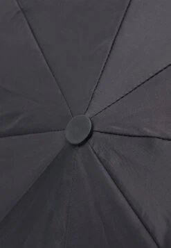 ARKET Umbrella - Black 9 ARKET Umbrella - Black -Arket a25ac62df29b497ebec3c211f6e3a1c5