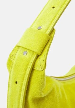 ARKET Handbag - Yellow 9 ARKET Handbag - Yellow -Arket a675714c140f492987d71632e25047af