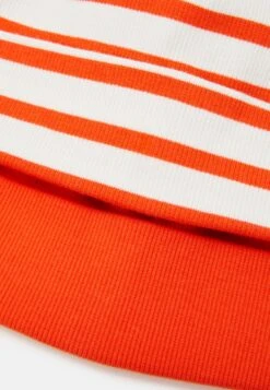 ARKET Sergi Beanie Unisex 2 Pack - Beanie - Red 5 ARKET Sergi Beanie Unisex 2 Pack - Beanie - Red -Arket a6fb7bd6f3884061978a4bbdb9baf235