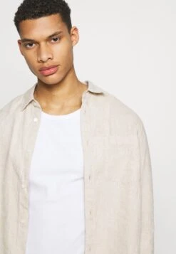 ARKET Shirt - Beige 11 ARKET Shirt - Beige -Arket af4298ae24ba4c359ba1782ca52f9d74