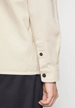 ARKET Shirt - White 13 ARKET Shirt - White -Arket b4e1d80c1709465a938094667d8d6a88