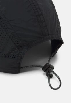 ARKET Cap - Black 8 ARKET Cap - Black -Arket be81af5f1abc45b5a51adb731d60cddc