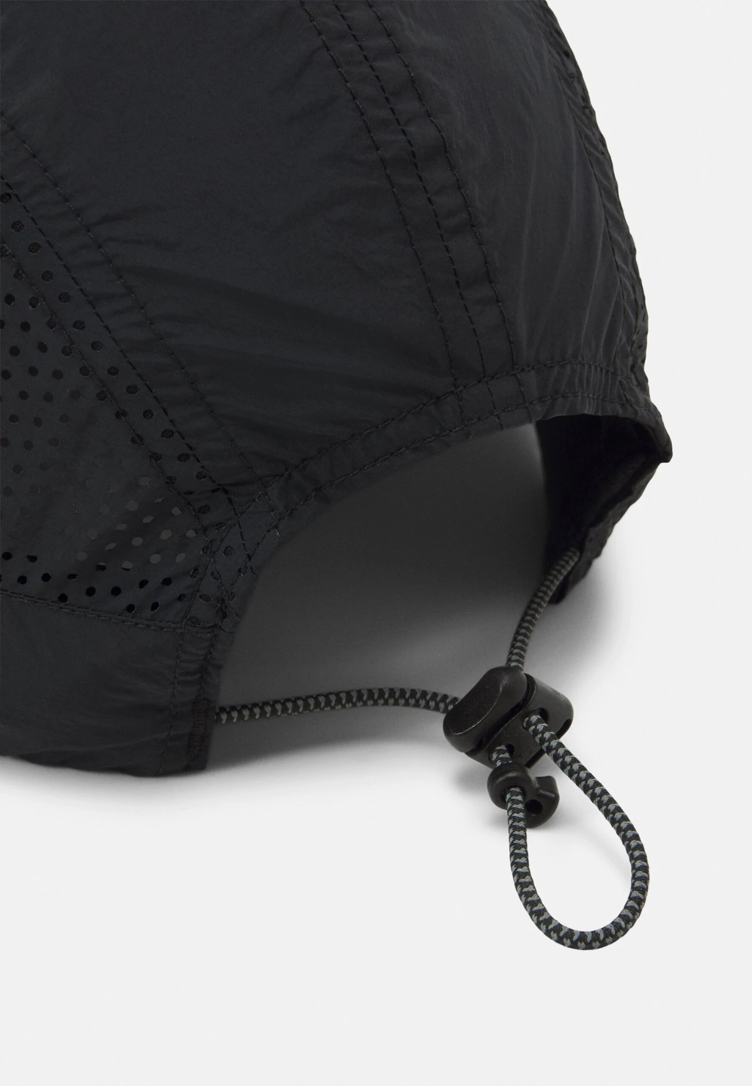 ARKET Cap - Black 4 ARKET Cap - Black - Image 4