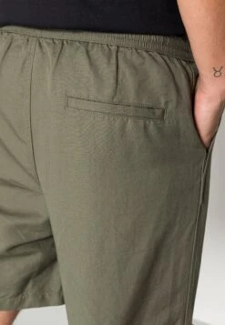 ARKET Shorts - Khaki Green -Arket bf9f48e325524ec0849ec4722ba78fc0