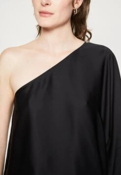 ARKET Hop Assymtric - Blouse - Black -Arket c164cc9318a34624ae2c1e799ca7224d