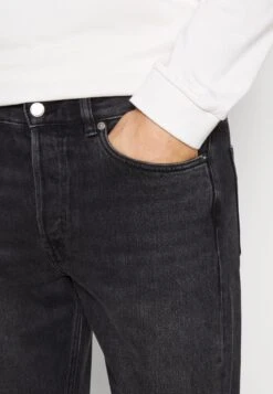 ARKET Relaxed Fit Jeans - Washed Black -Arket c1d863076a724cf4a79aa35b4938bc9e