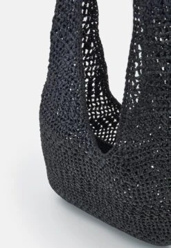 ARKET Across Body Bag - Black 6 ARKET Across Body Bag - Black -Arket c797c418008546efa8563db05c4fcb2e