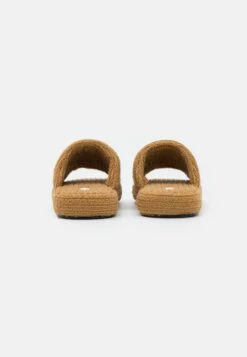 ARKET Slippers - Beige -Arket ccc135280dce475da1bb3fec82fff056