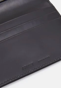 ARKET Unisex - Business Card Holder - Black -Arket cd9f2953e1574aa1a82c3e67b428c742