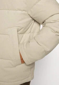 ARKET Light Jacket - Beige 9 ARKET Light Jacket - Beige -Arket d7928d84aced407cb1092e9d1556bbd9