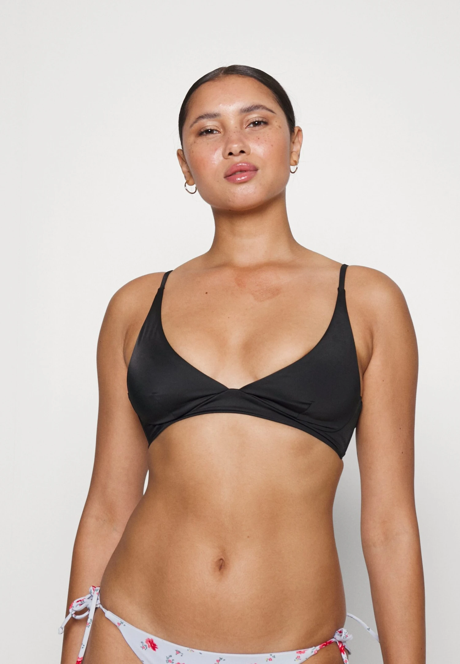 ARKET Bikini Top - Black 1 ARKET Bikini Top - Black