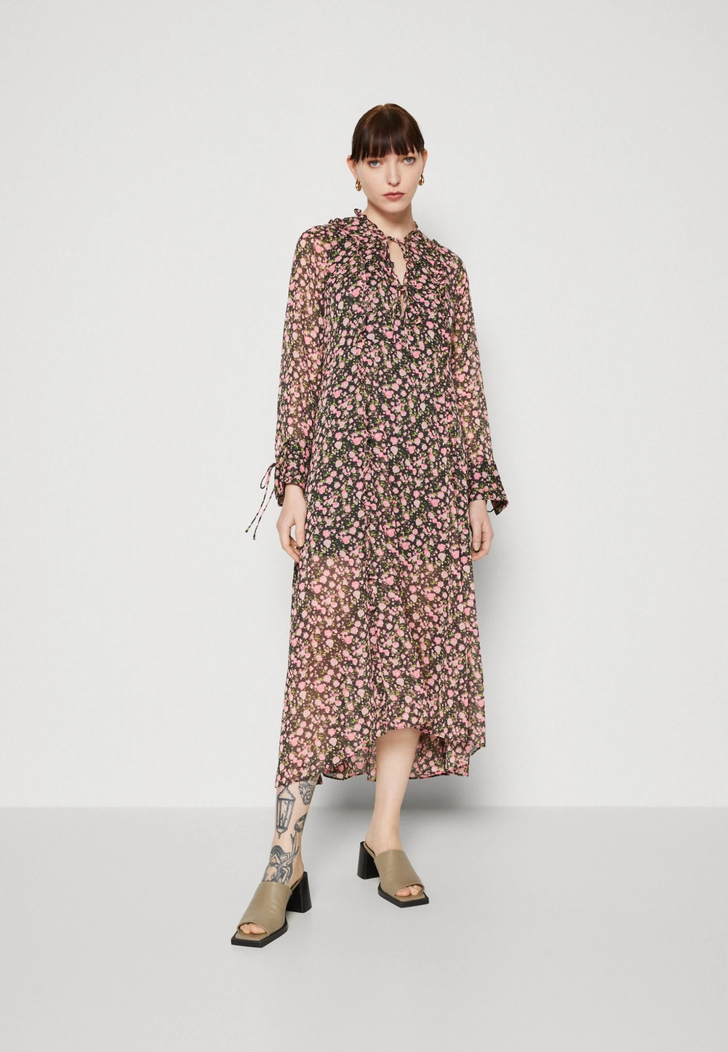 ARKET Day Dress - Day Dress 1 ARKET Day Dress - Day Dress