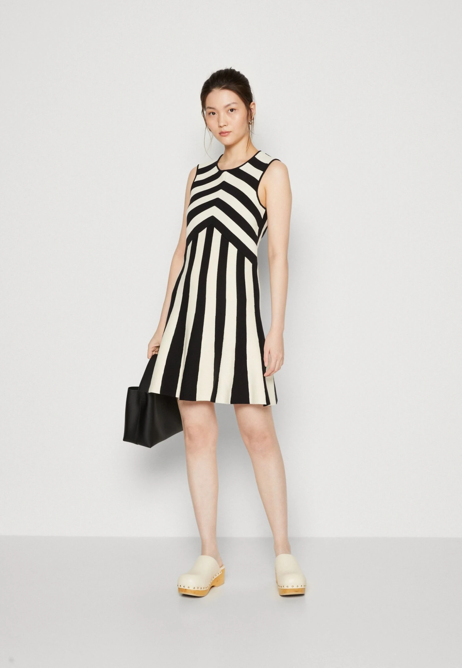 ARKET Jumper Dress - Jumper Dress 2 ARKET Jumper Dress - Jumper Dress - Image 2