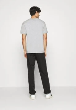 ARKET Basic T-Shirt - Basic T-Shirt 8 ARKET Basic T-Shirt - Basic T-Shirt -Arket e5096ad0185b4ff7a0b33a0c5ef5797a