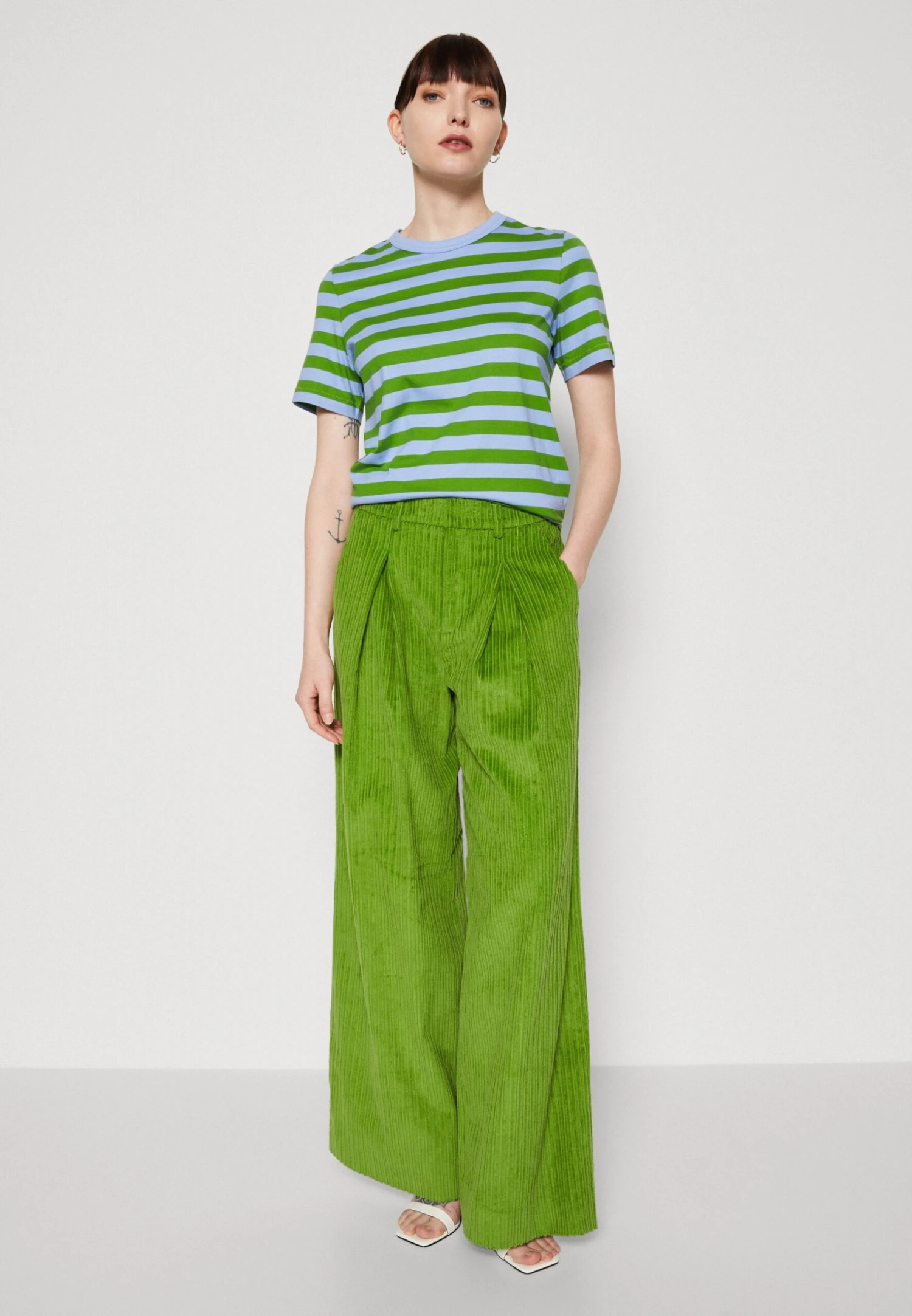 ARKET Print T-Shirt - Blue 4 ARKET Print T-Shirt - Blue - Image 4